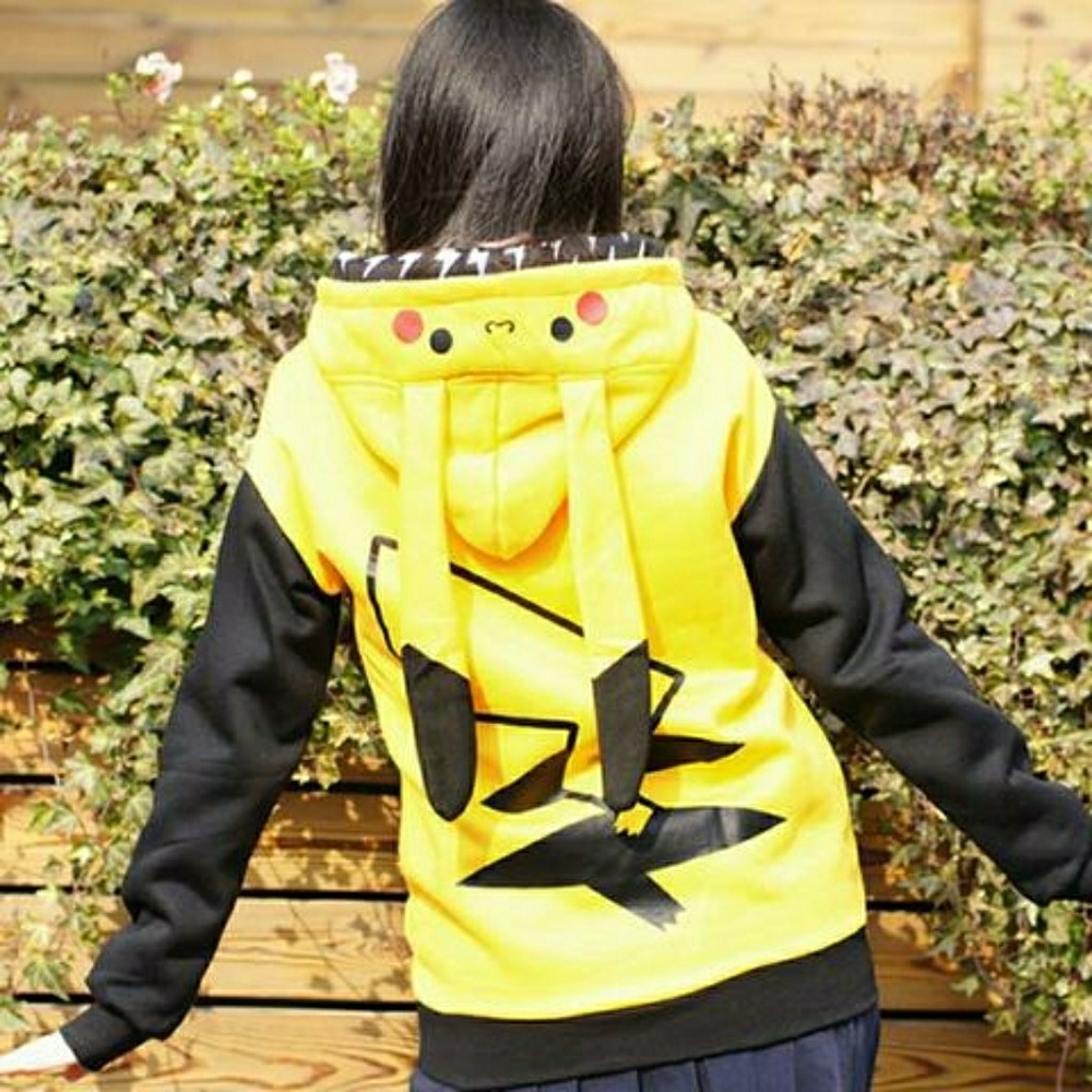 Pikachu Hoodie/Sweater Top